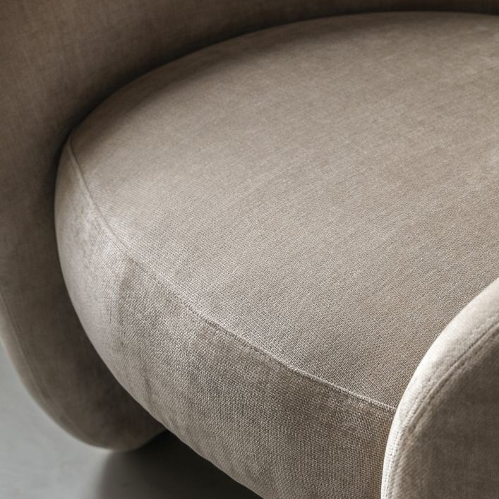 Curvo Armchair Cream